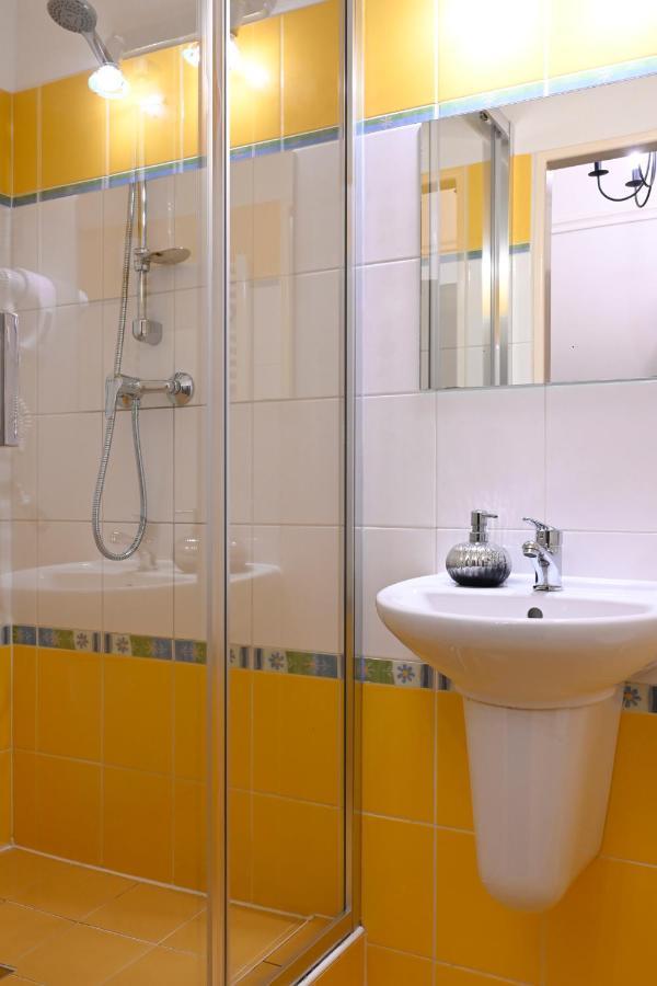 Hotel Boucek Кромержиж Экстерьер фото